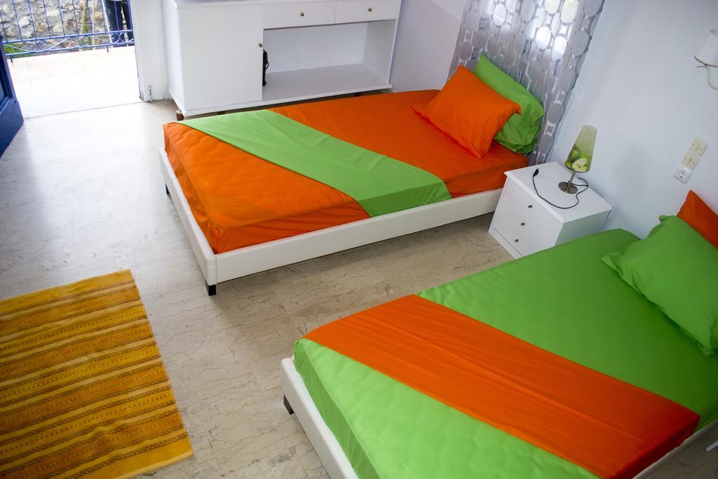 Anastasia Hotel Spétses Buitenkant foto